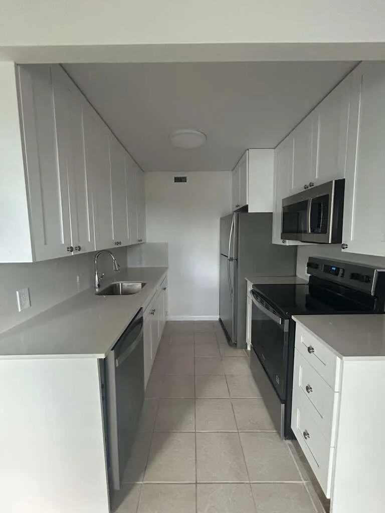 Newport U Condo