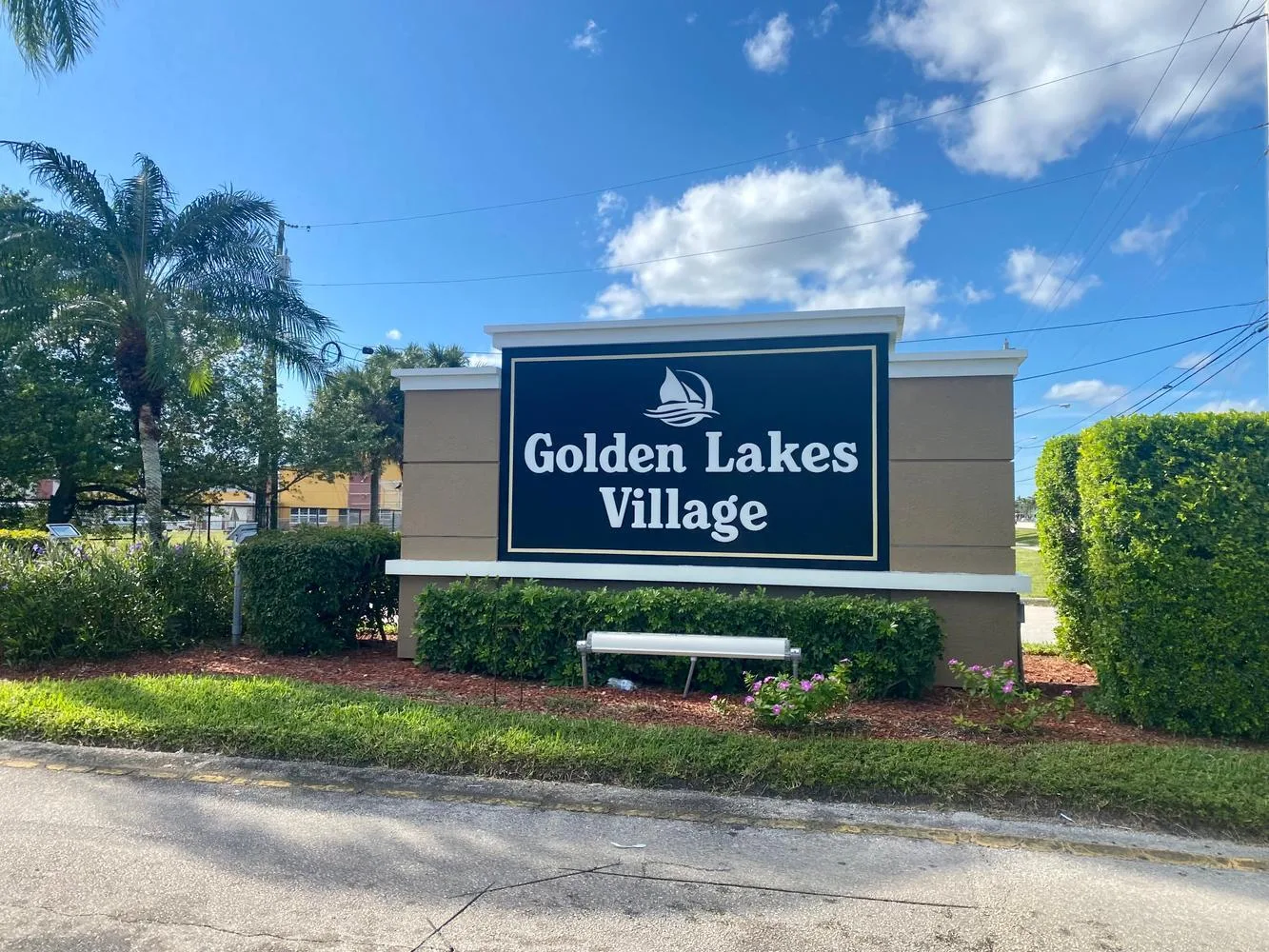 Golden Lakes Village Condo 1 Thru 13-a