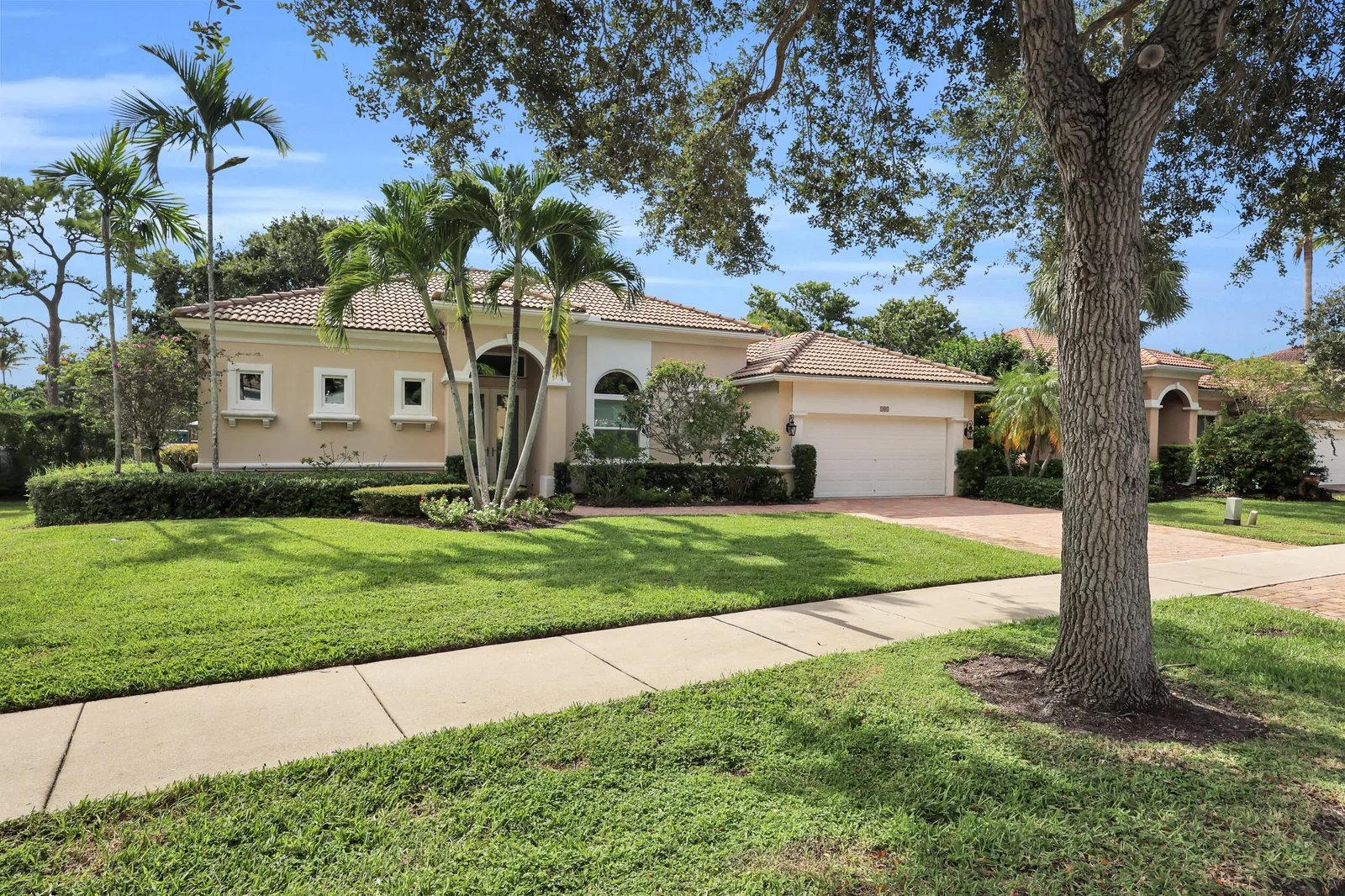 Riverside Oaks