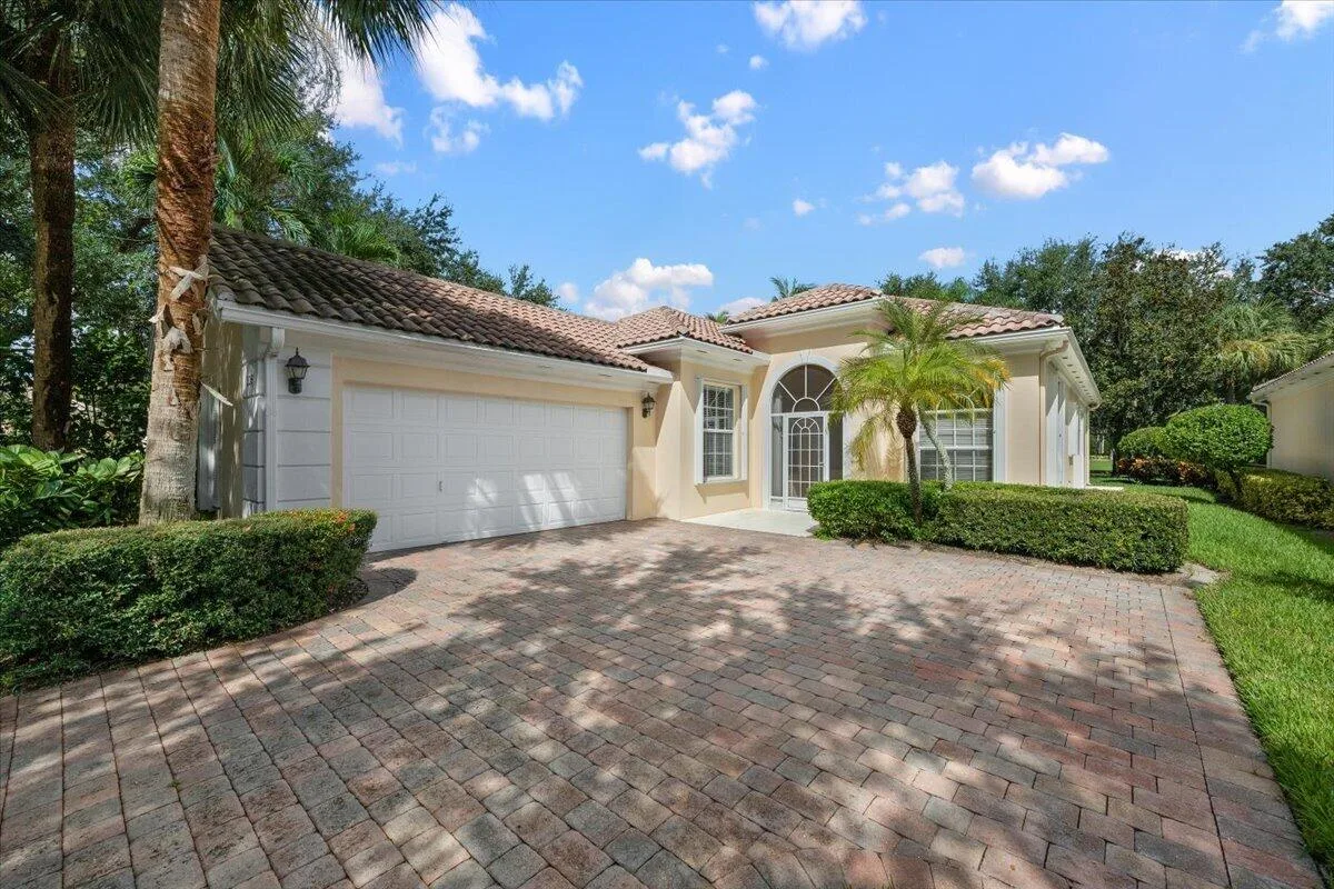 Isles At Palm Beach Gardens
