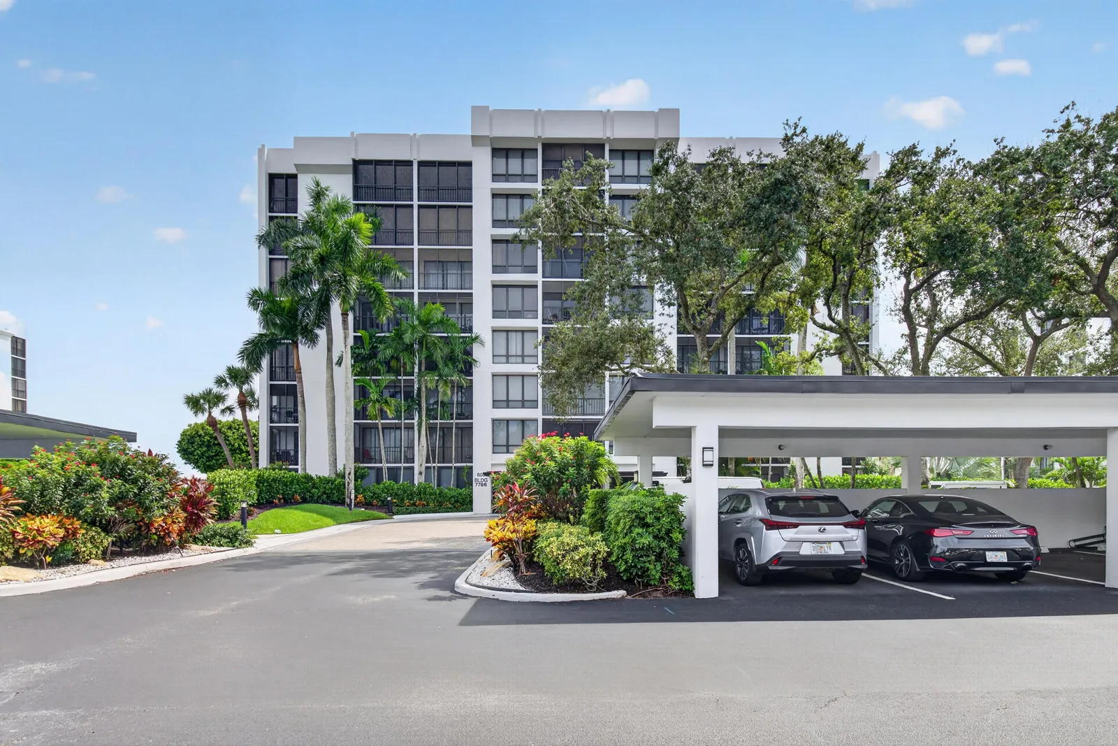 Lakewood Midrise Condo