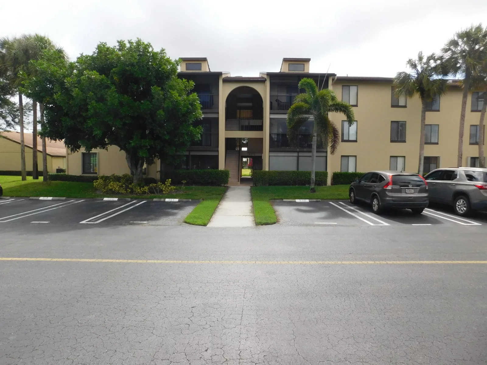 Pine Ridge North Ii Condo