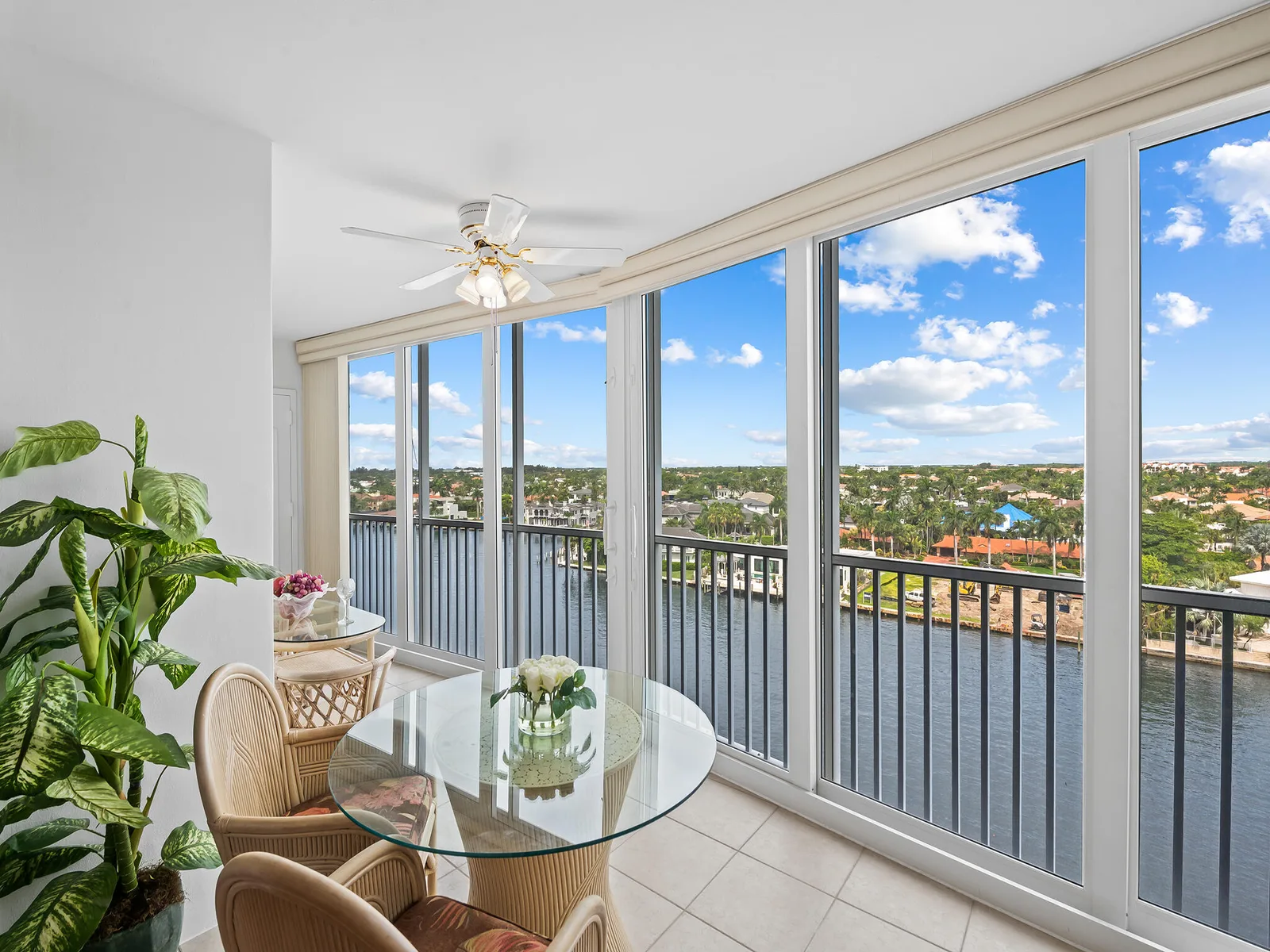 Seagate Of Highland Condo