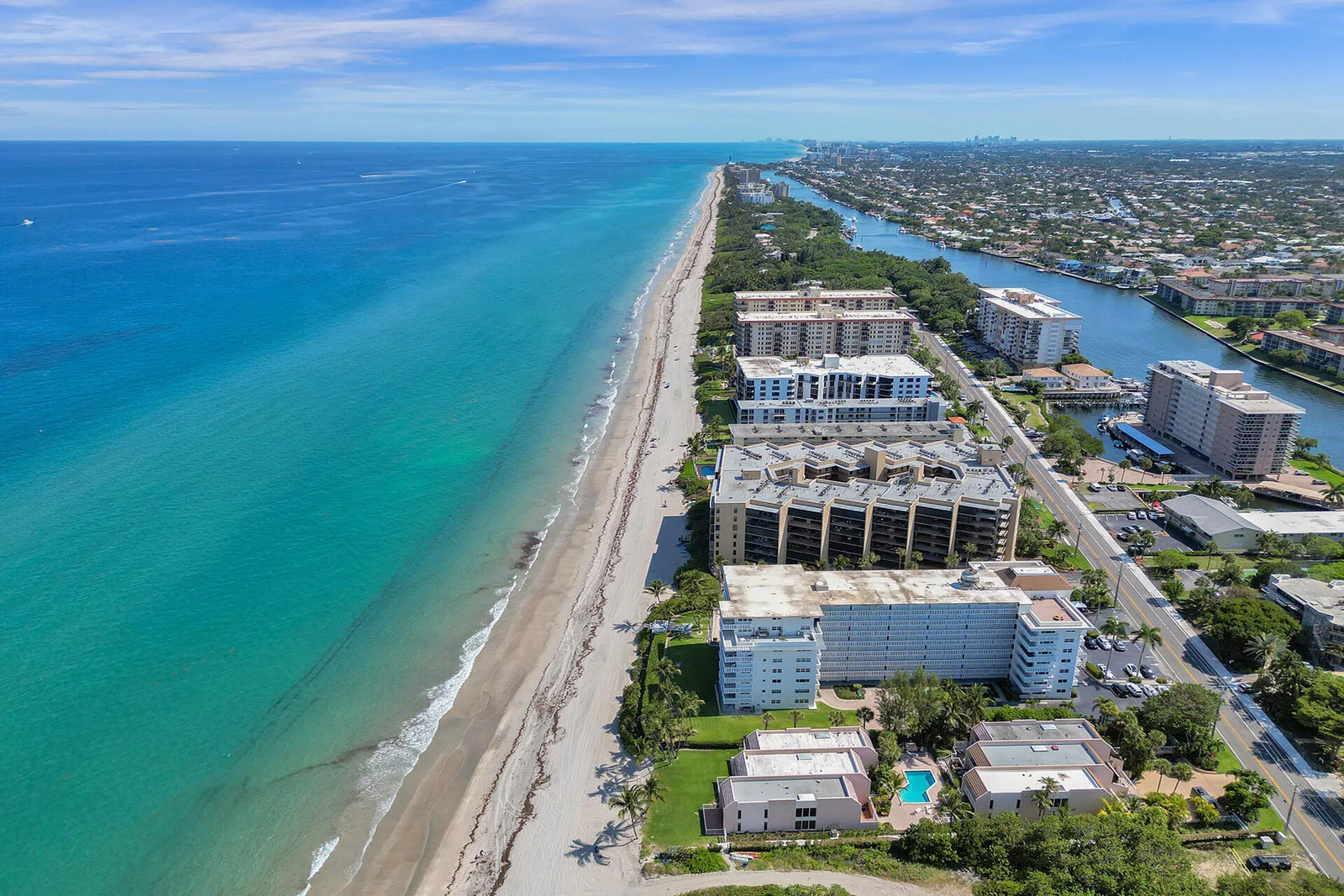 Hillsboro Windsor Condo