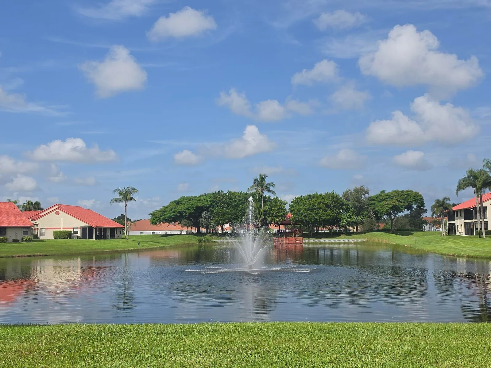 Lexington Club Villas Condo