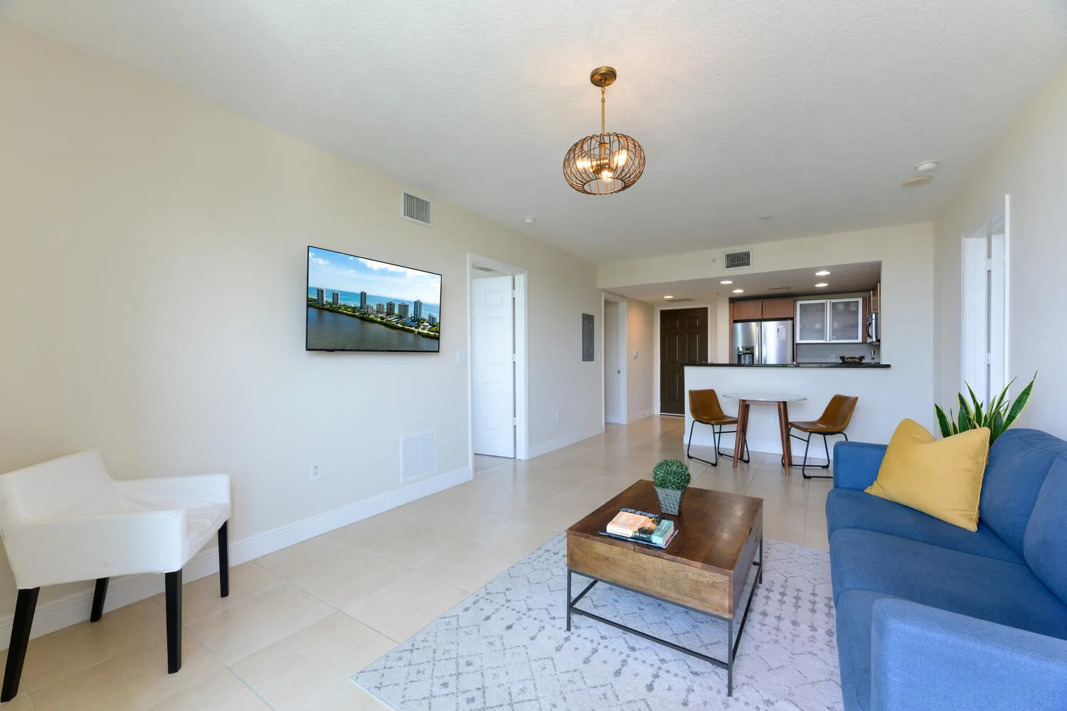 610 Clematis Condo
