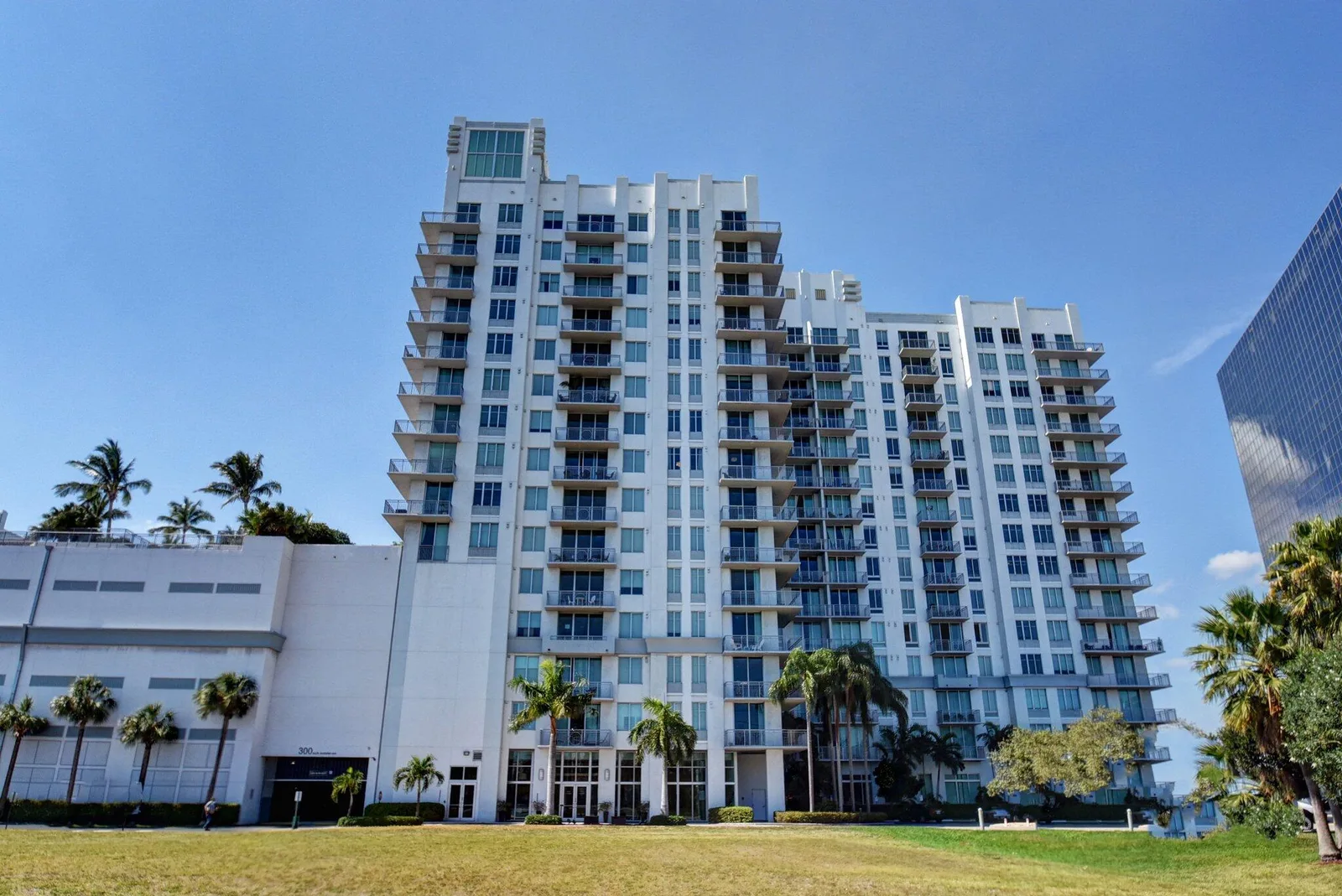 Edge Condo