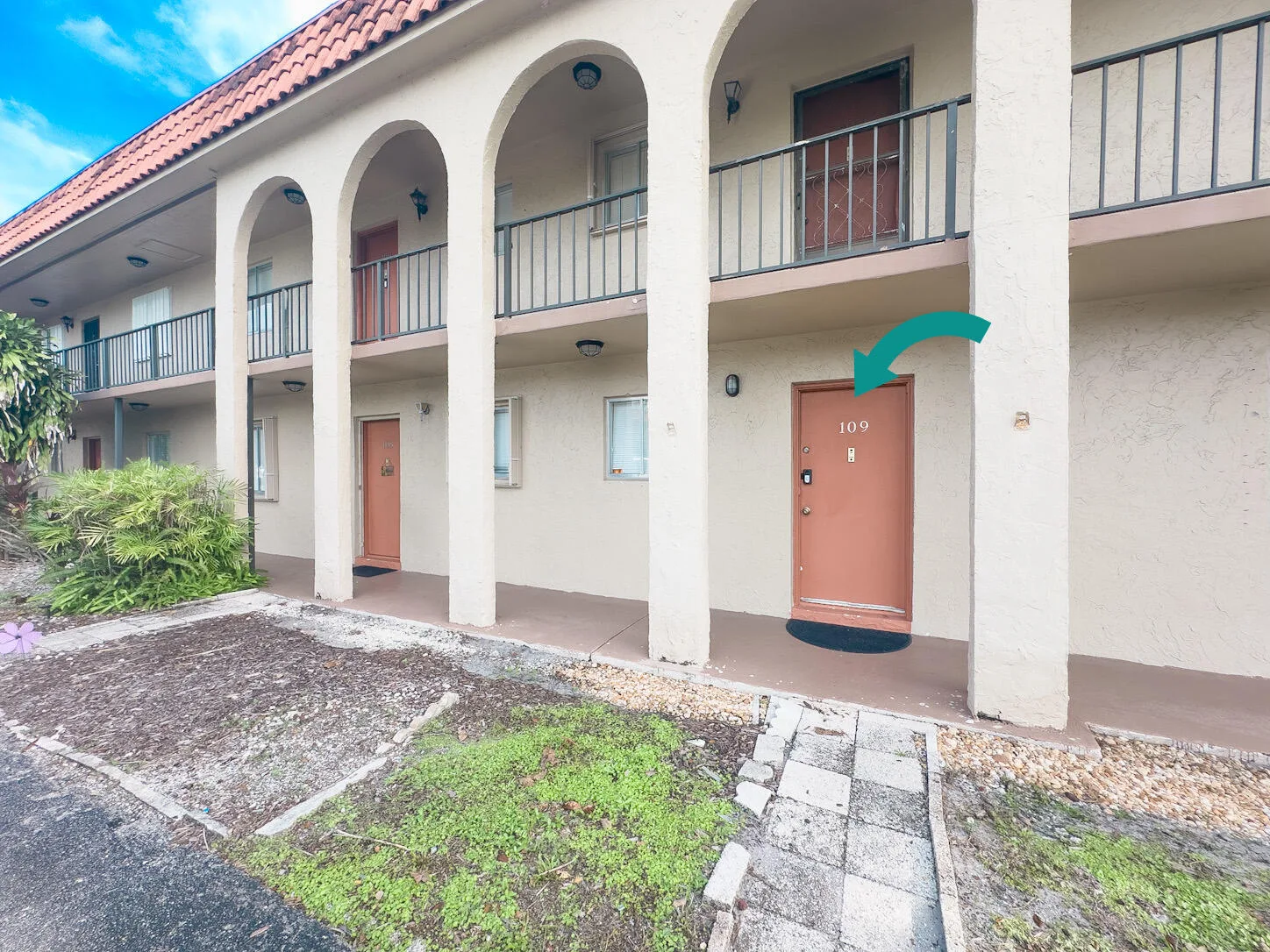 Forest Hill Gardens Condo