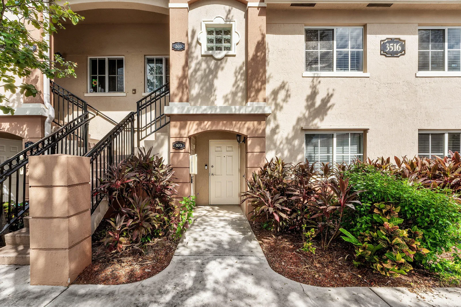 Cove At Briar Bay Condo