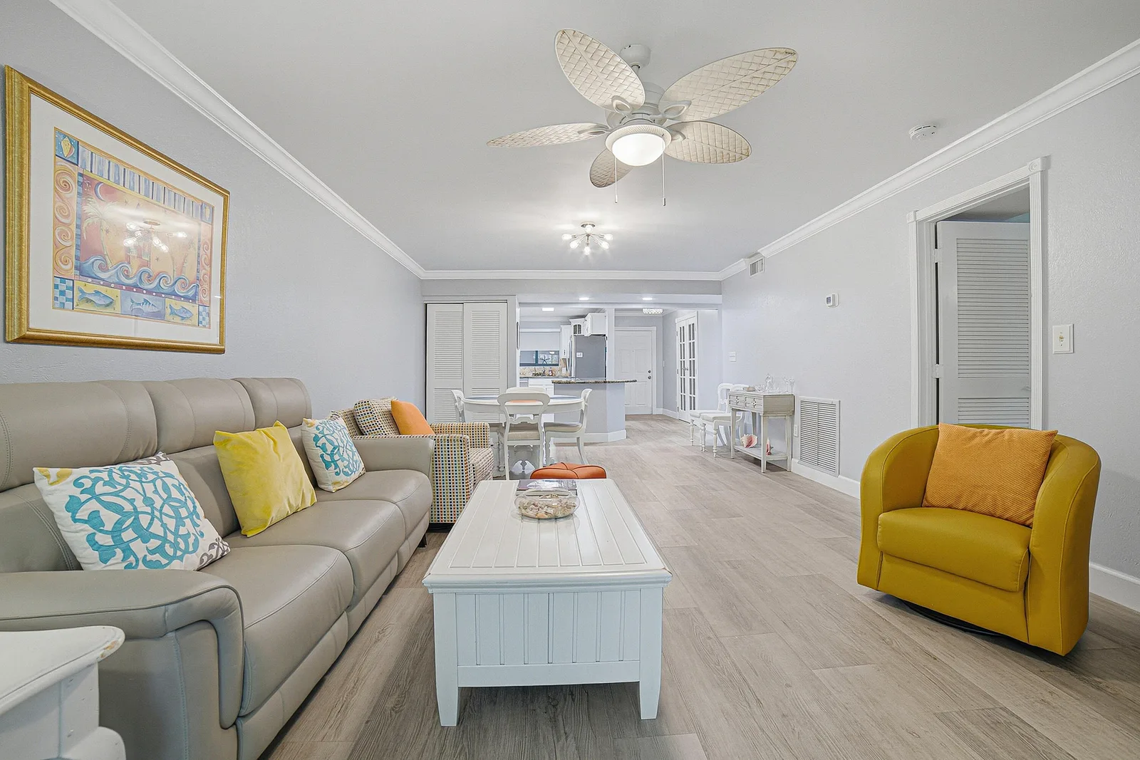 Lakewood At Palm Beach Condo