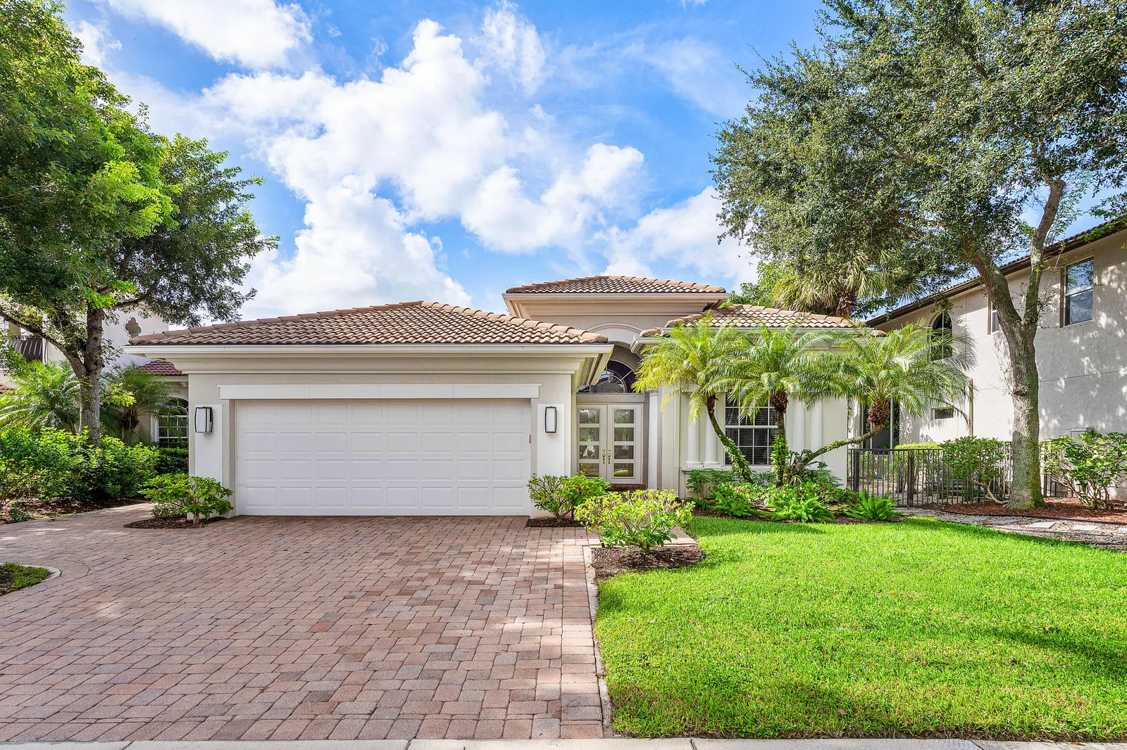 Mizner Country Club