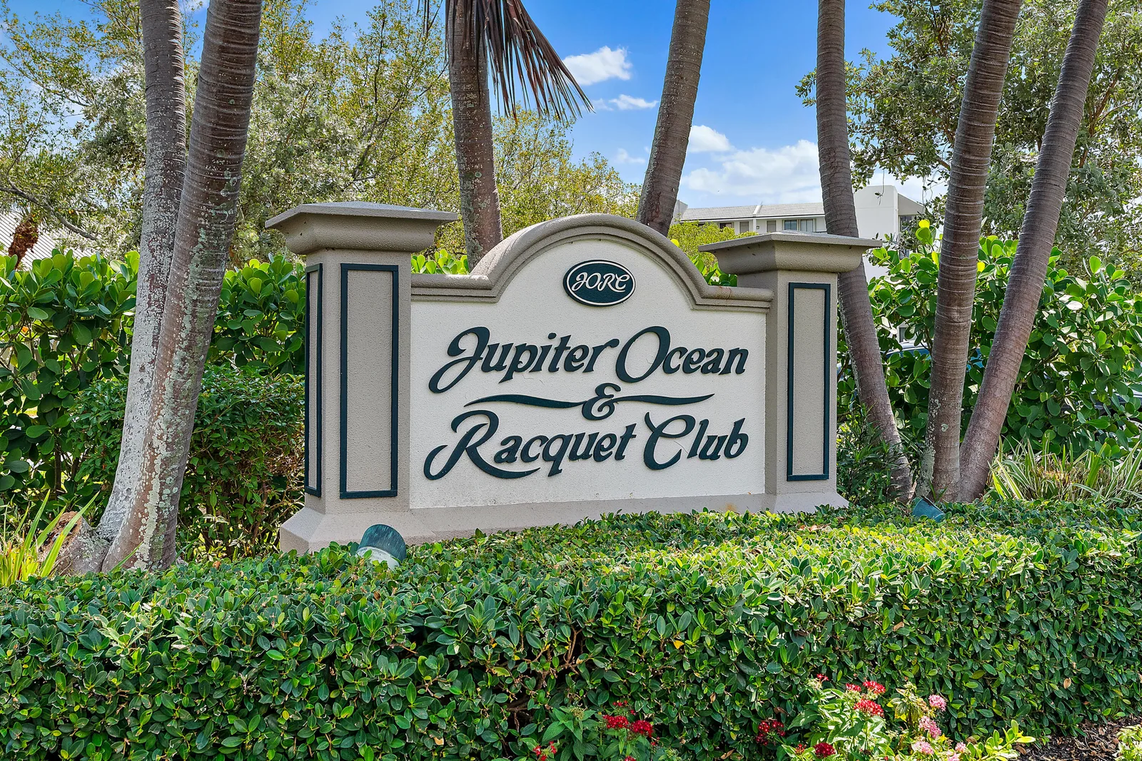 Sea Lofters Condo