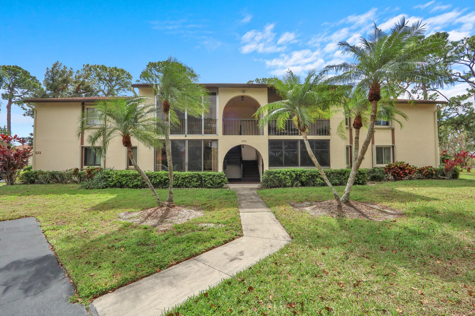 Pine Ridge South Iii Condo