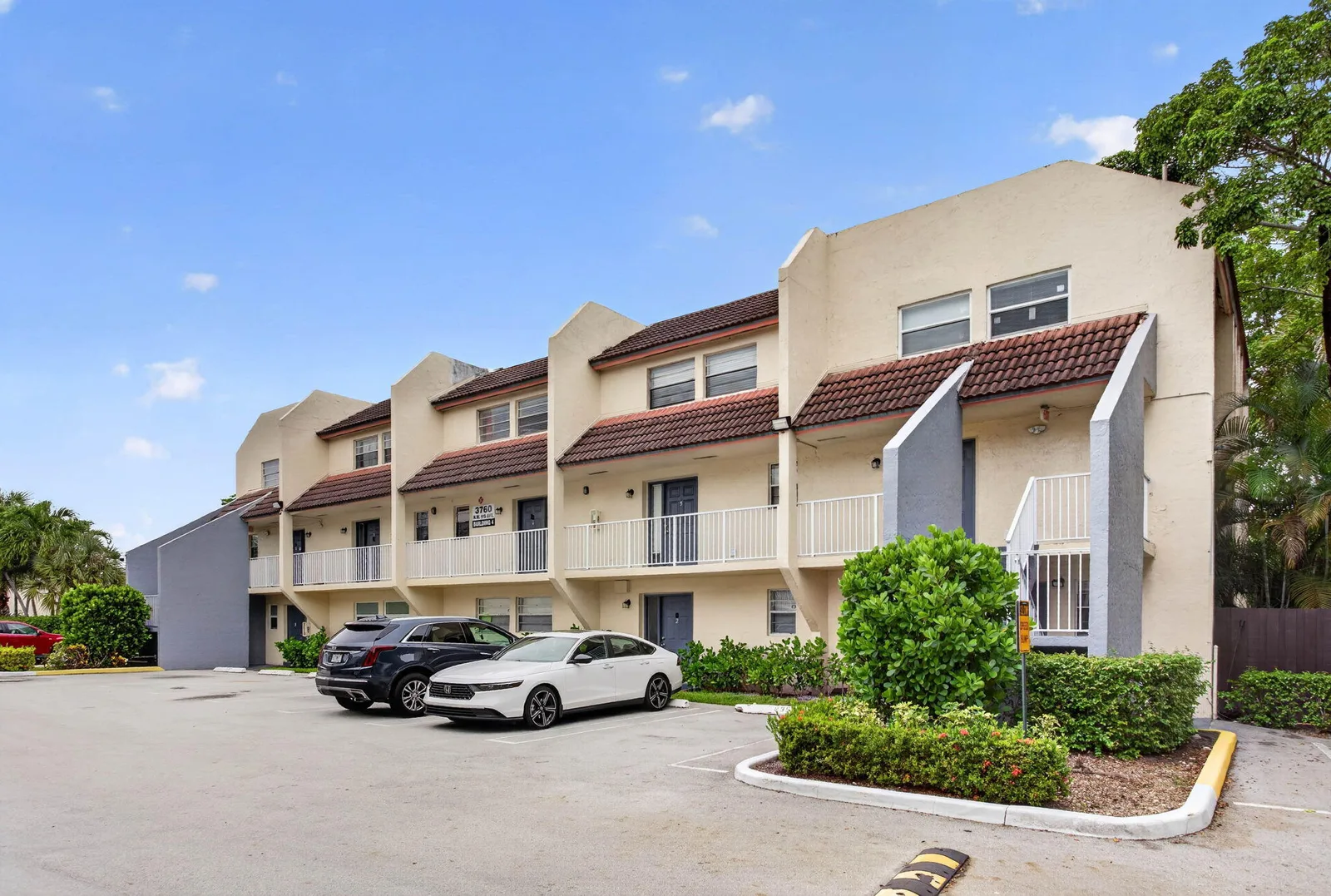 Coral Springs Estate Townhomes