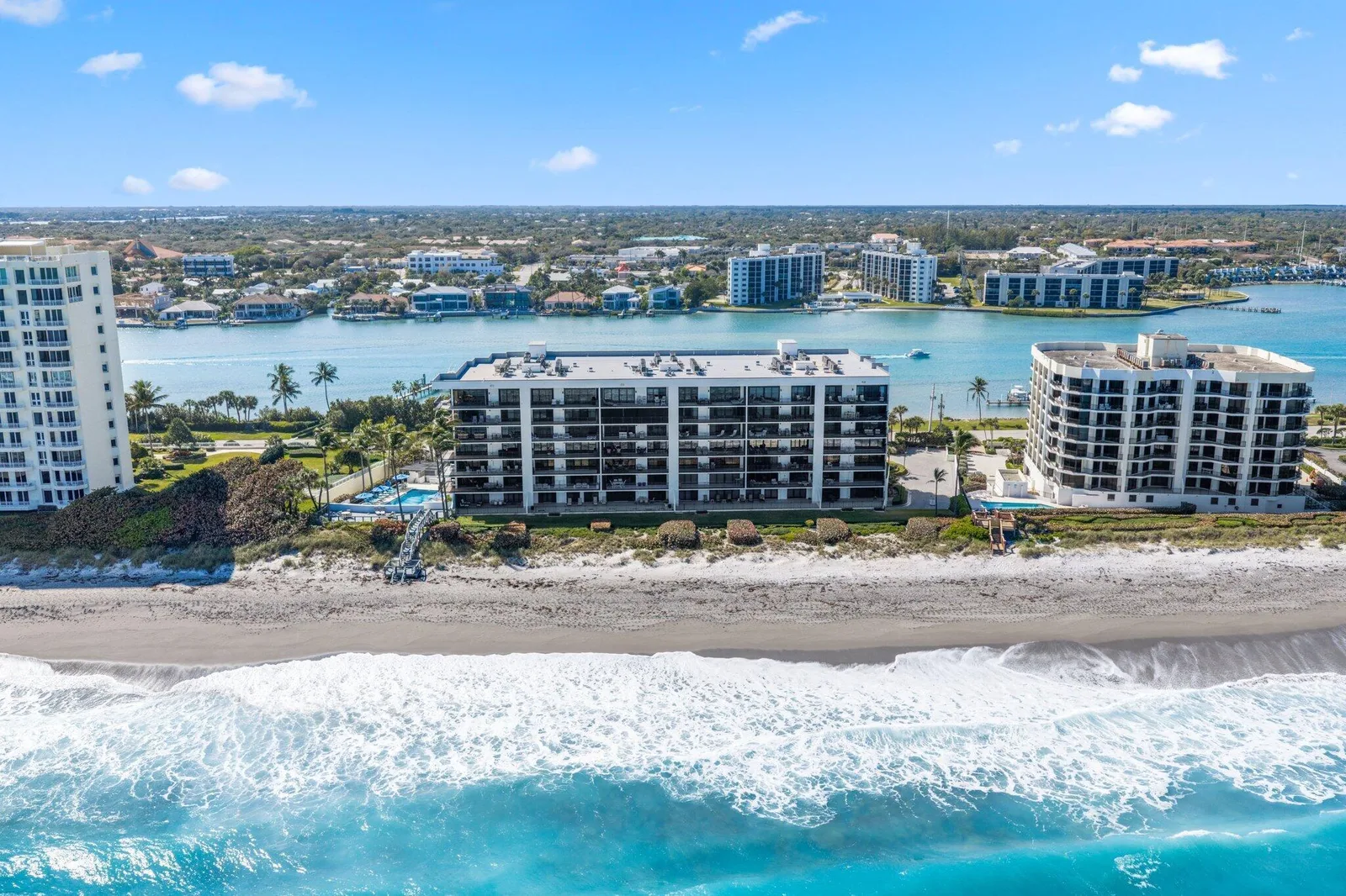 Passages Of Jupiter Island Condo