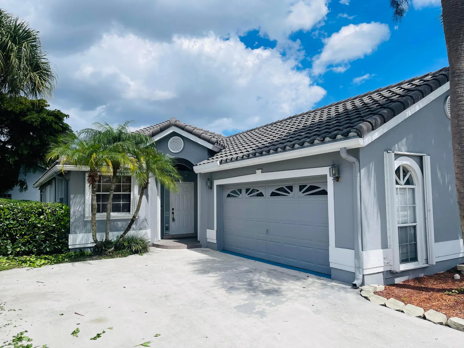 Sawgrass Lakes Homes