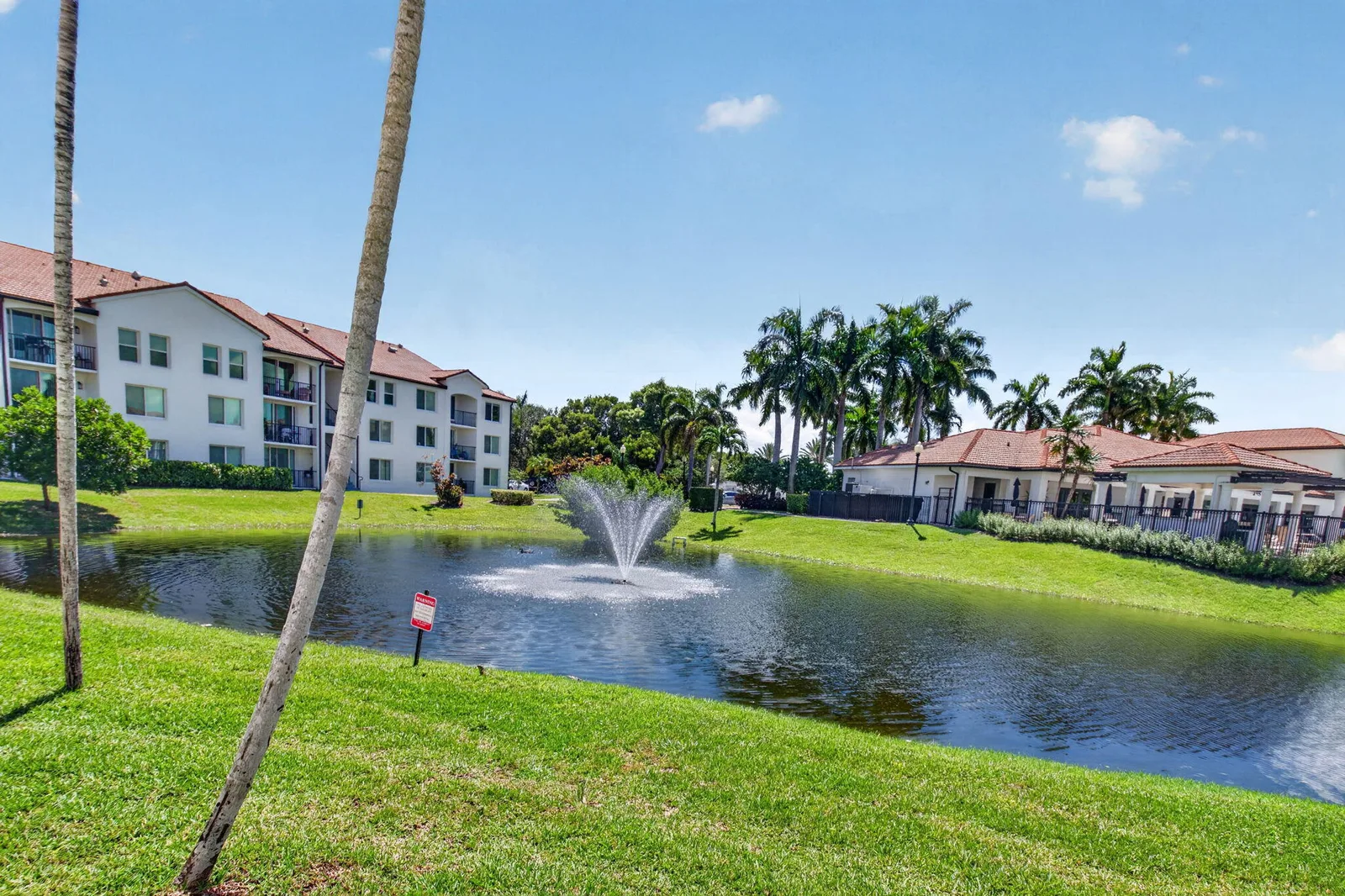 Villa Del Sol Condo