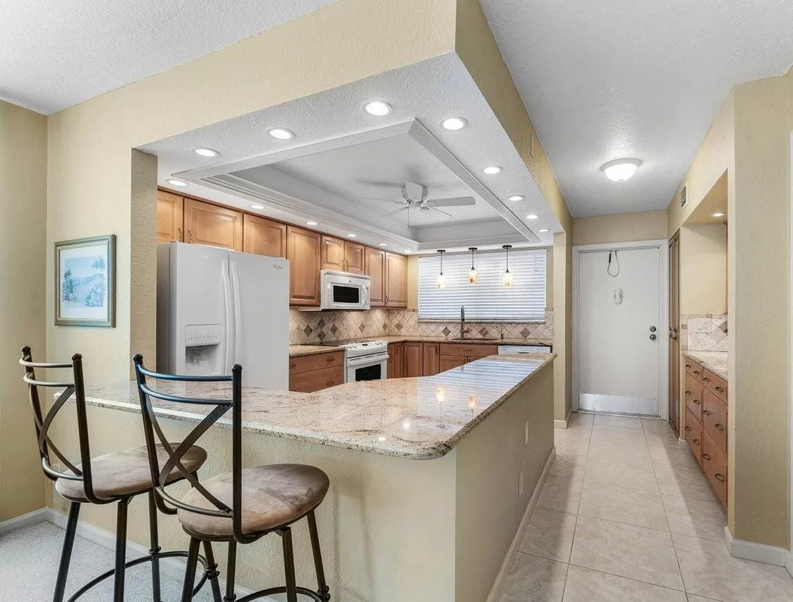 Seagate Of Gulfstream Condo