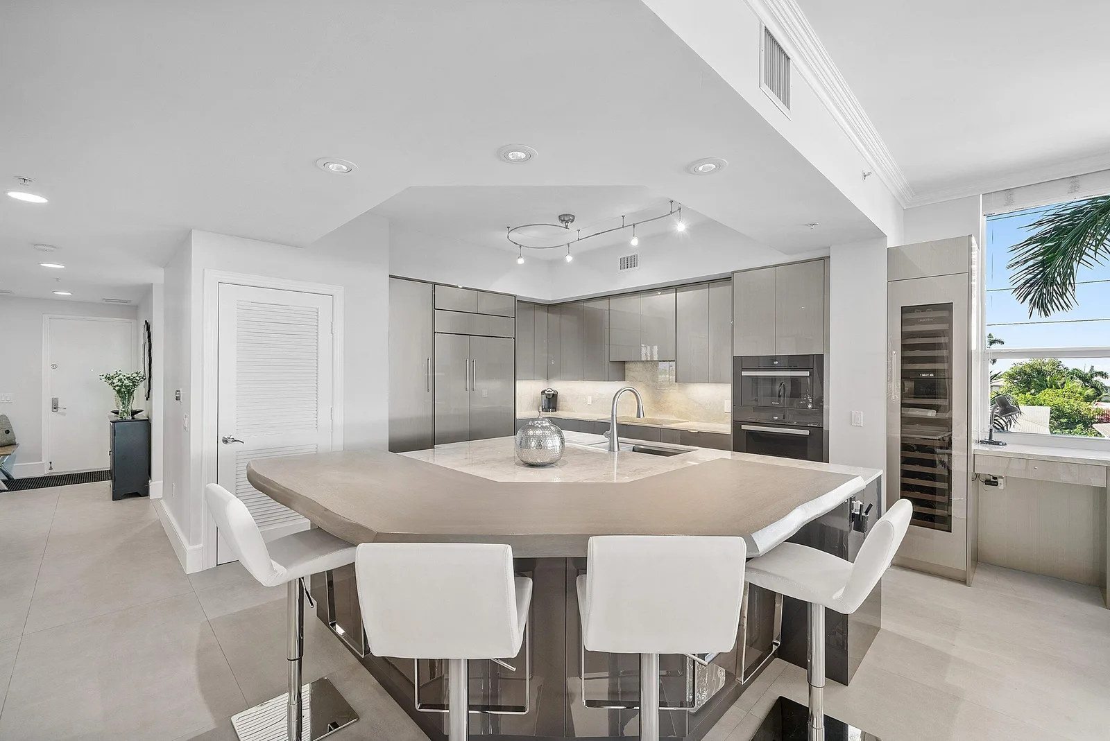 Orchid Beach Condo