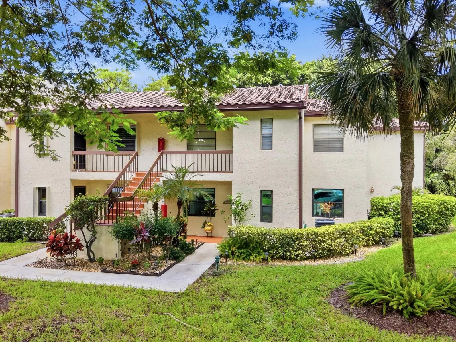 Glades Of Boca Lago Condo