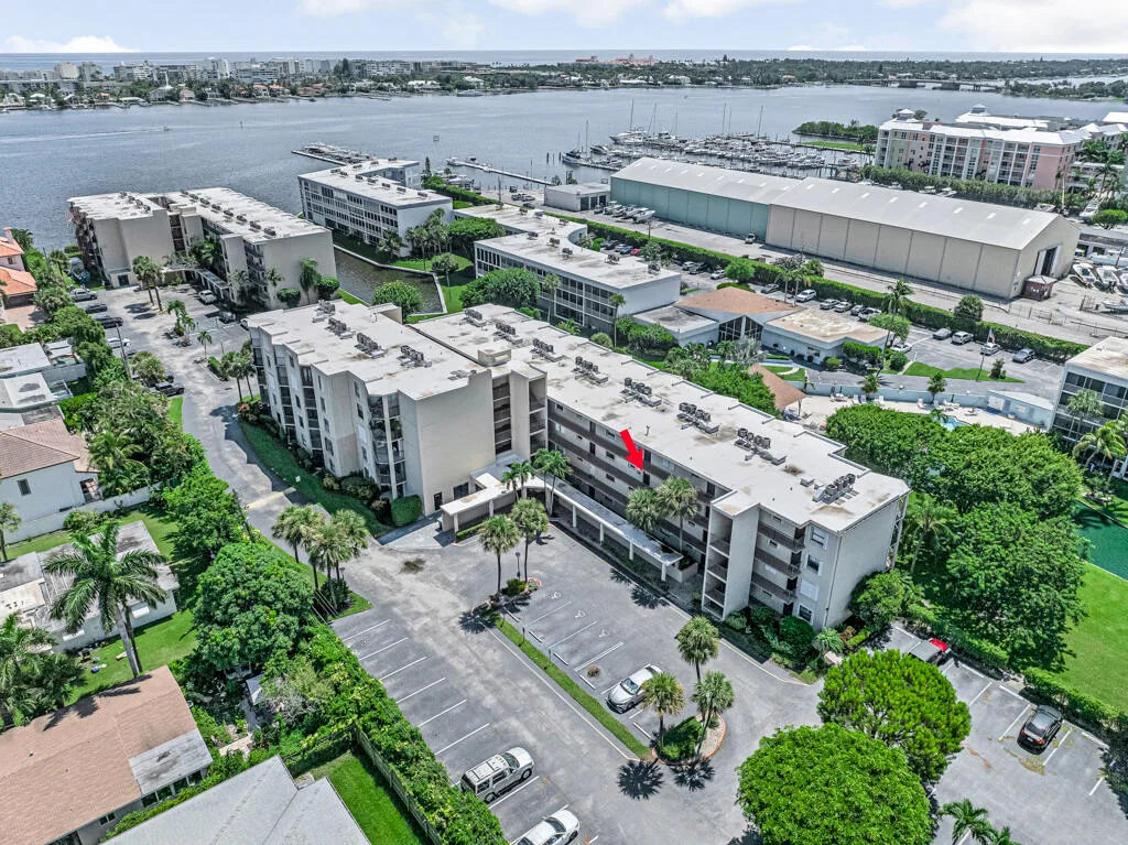 Hidden Harbour Of The Palm Beaches Condo