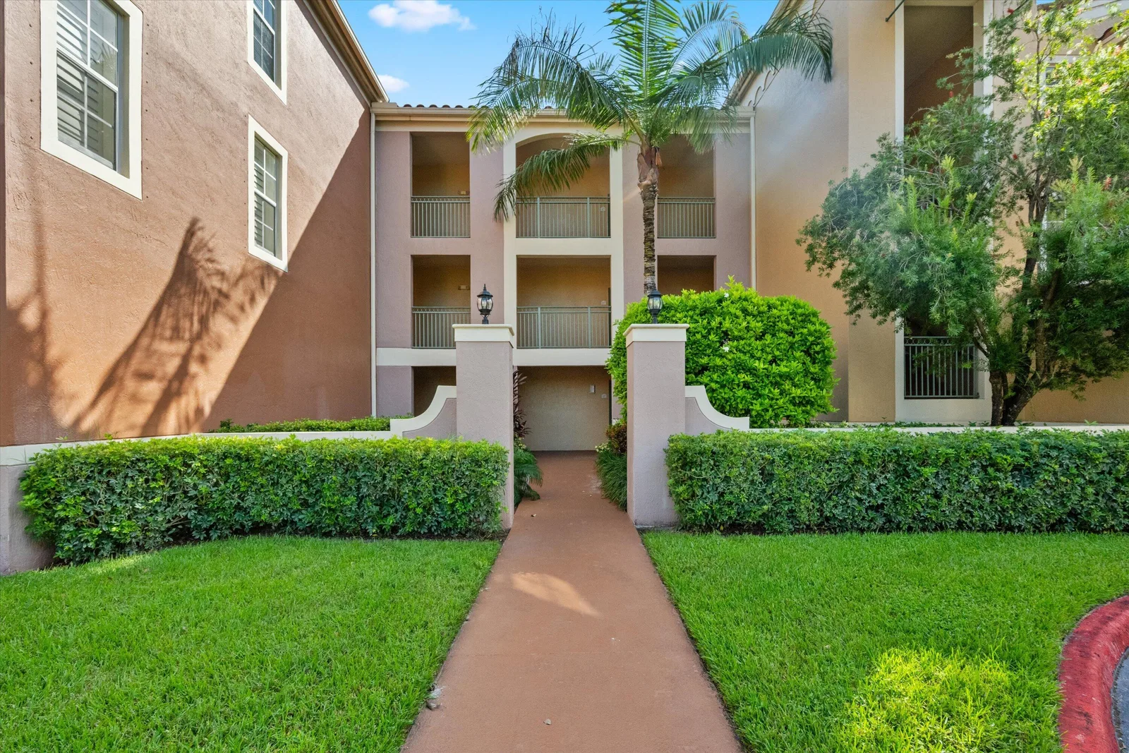 St Andrews At Polo Club Condo