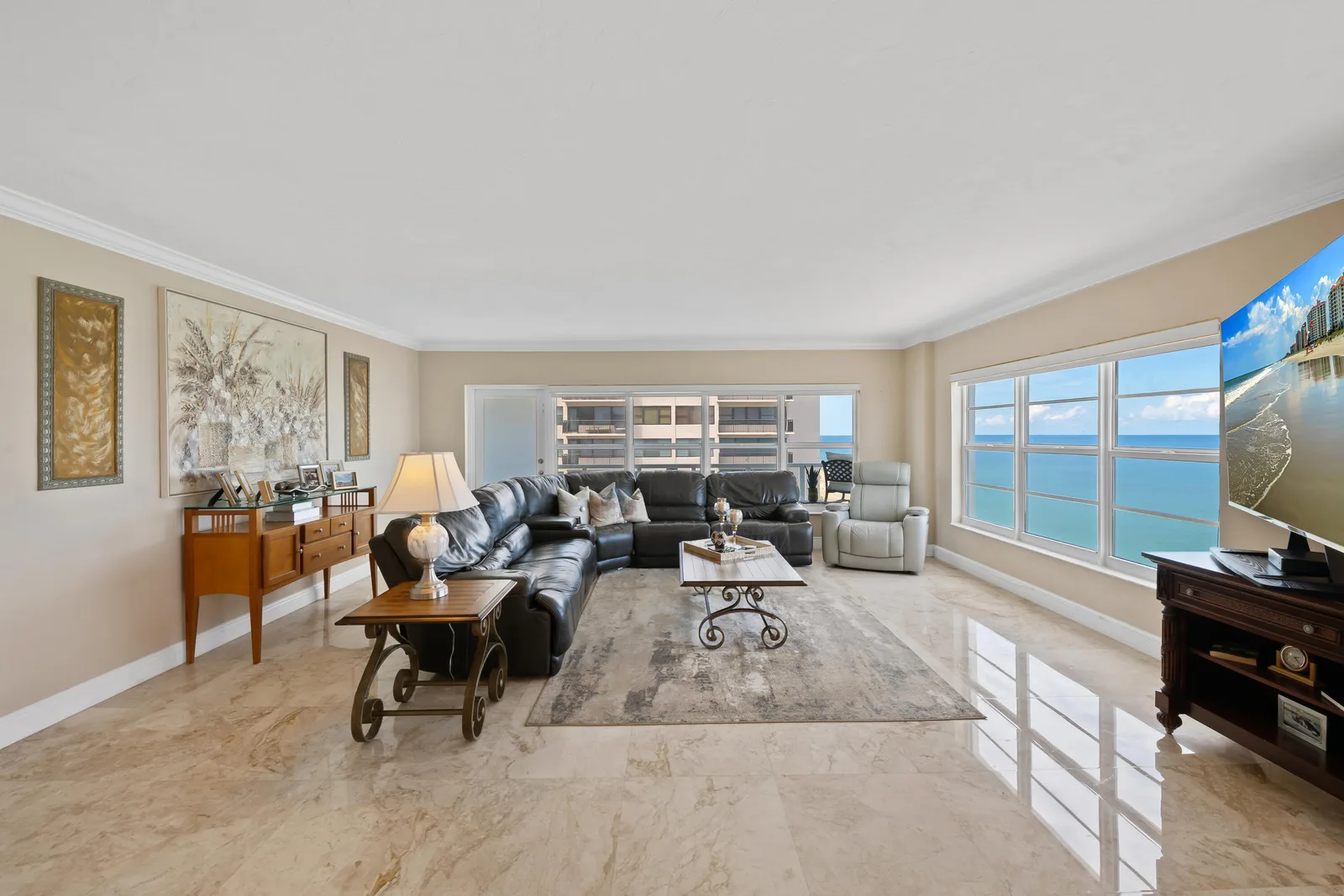 Regency Tower South Condo
