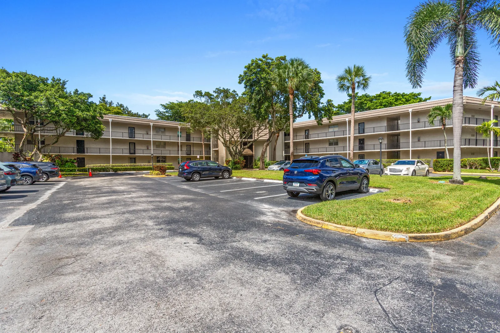Lime Bay Condominium