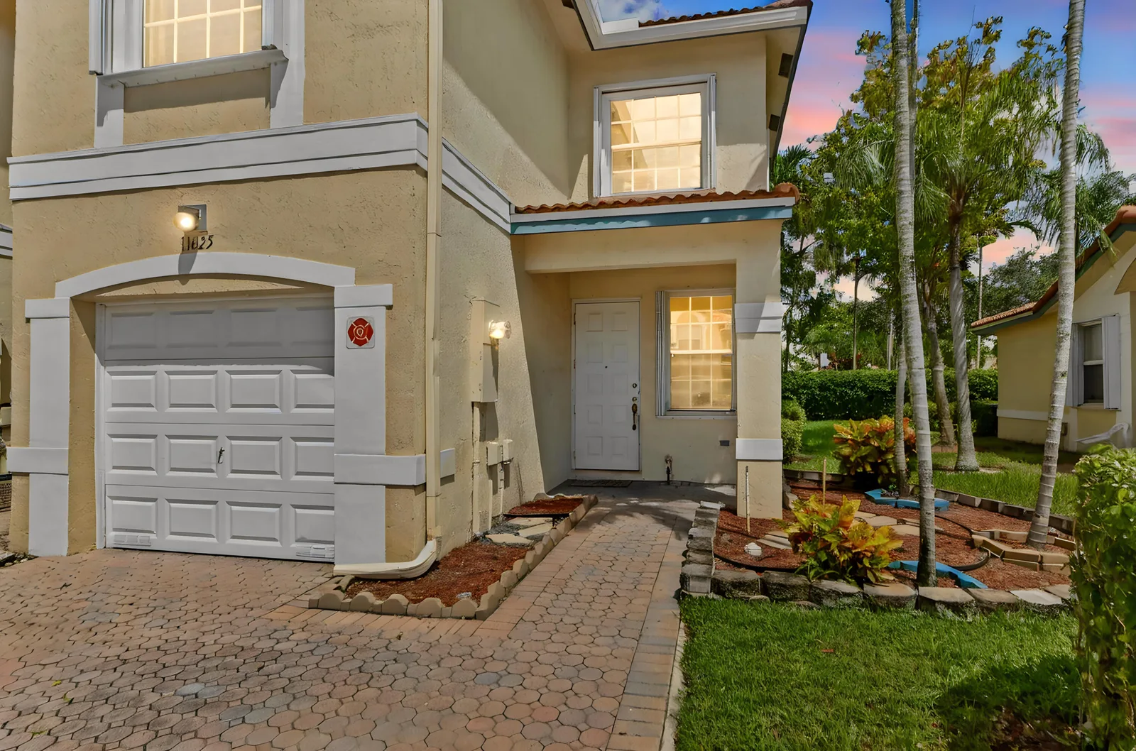 Pelican Pointe