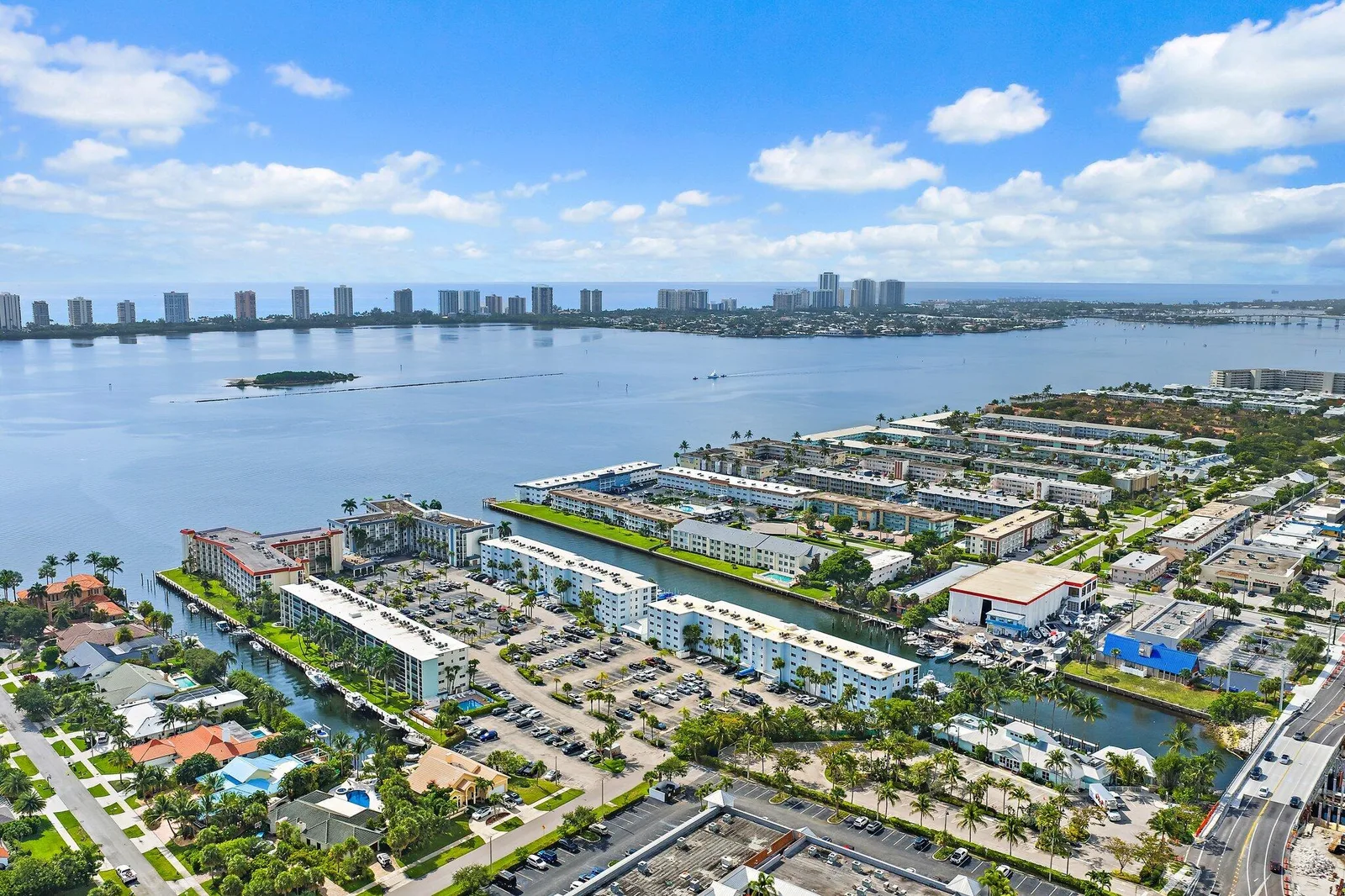 Paradise Harbour Condo