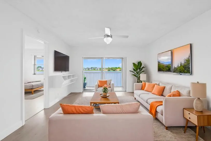 Viewpointe Condo