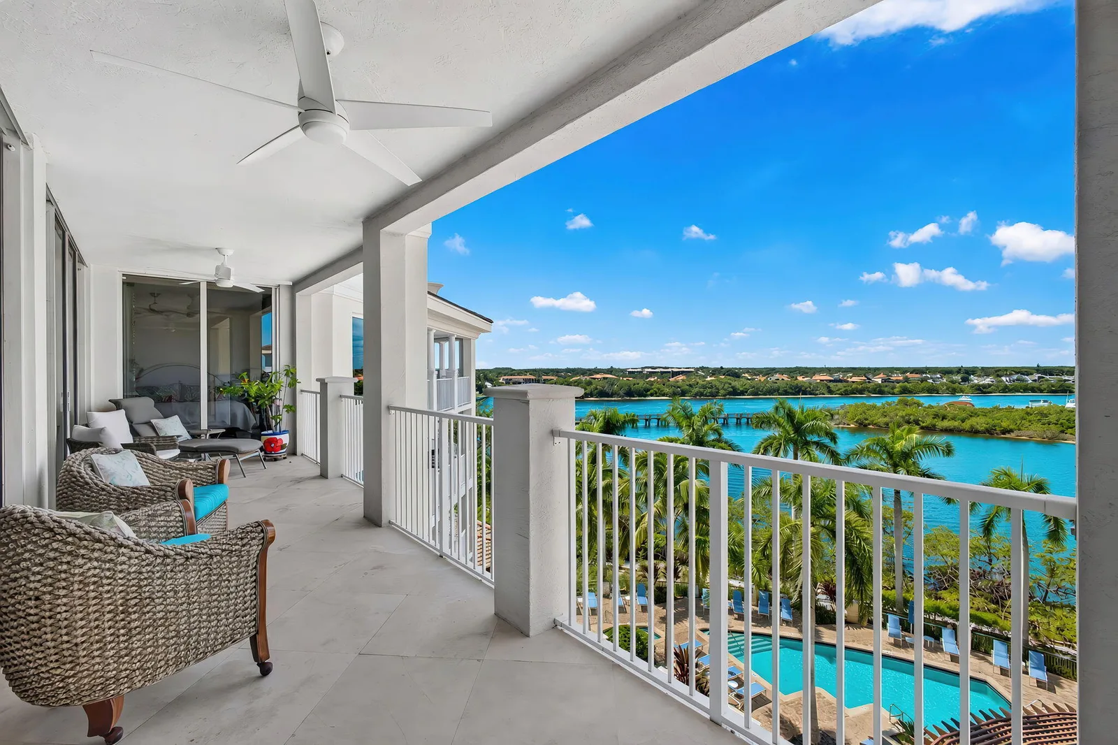 Jupiter Yacht Club