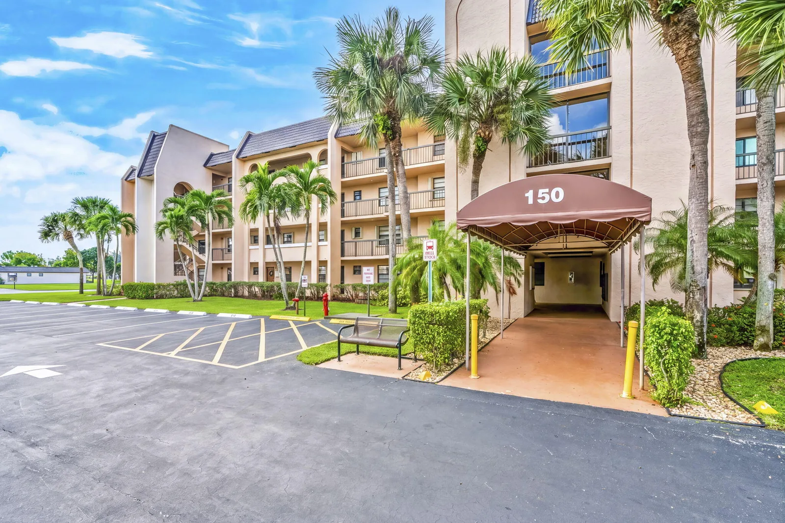 Golden Lakes Condo