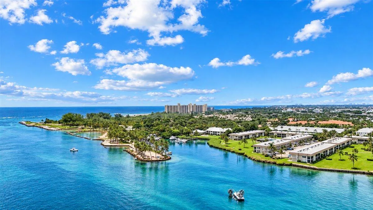 Jupiter Inlet Condo