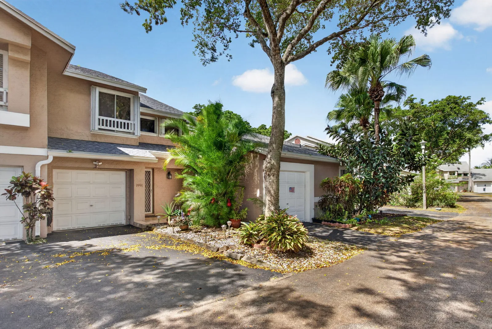 Coral Point North