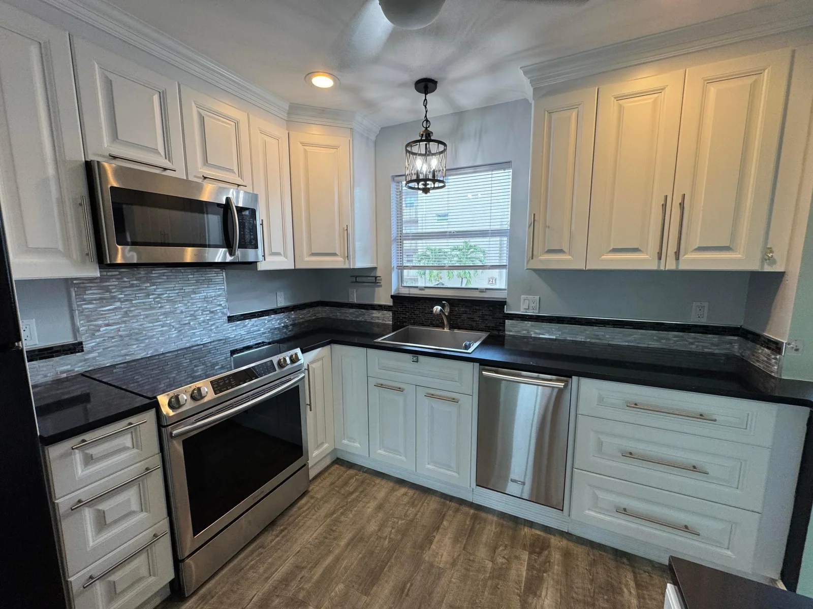 Lakeside Village Condo