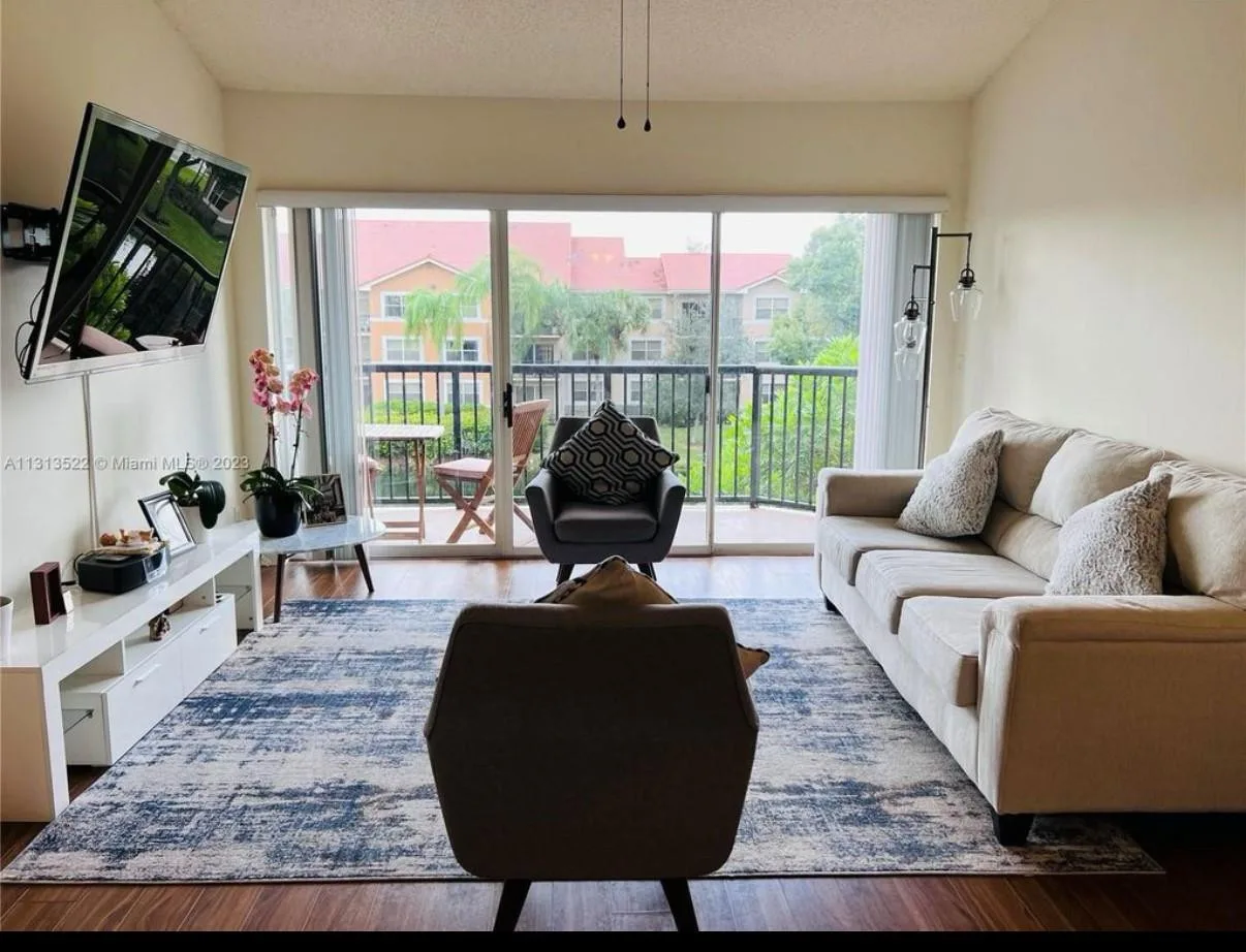 Edgewater Condo