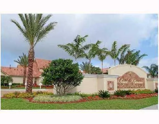Royal Poinciana Condo