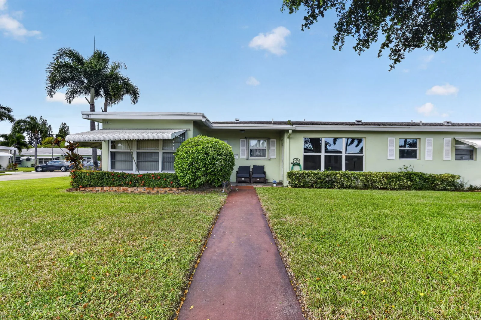 Pine Point Villas Condo