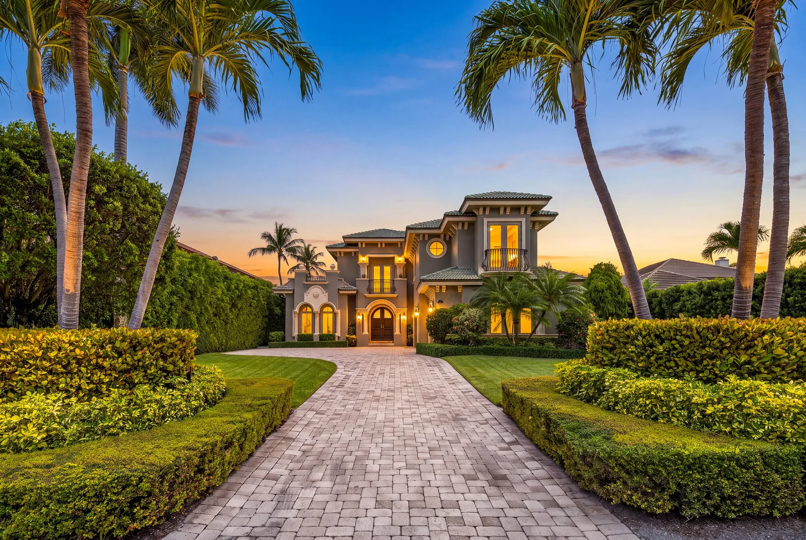 Lake Shores Lantana