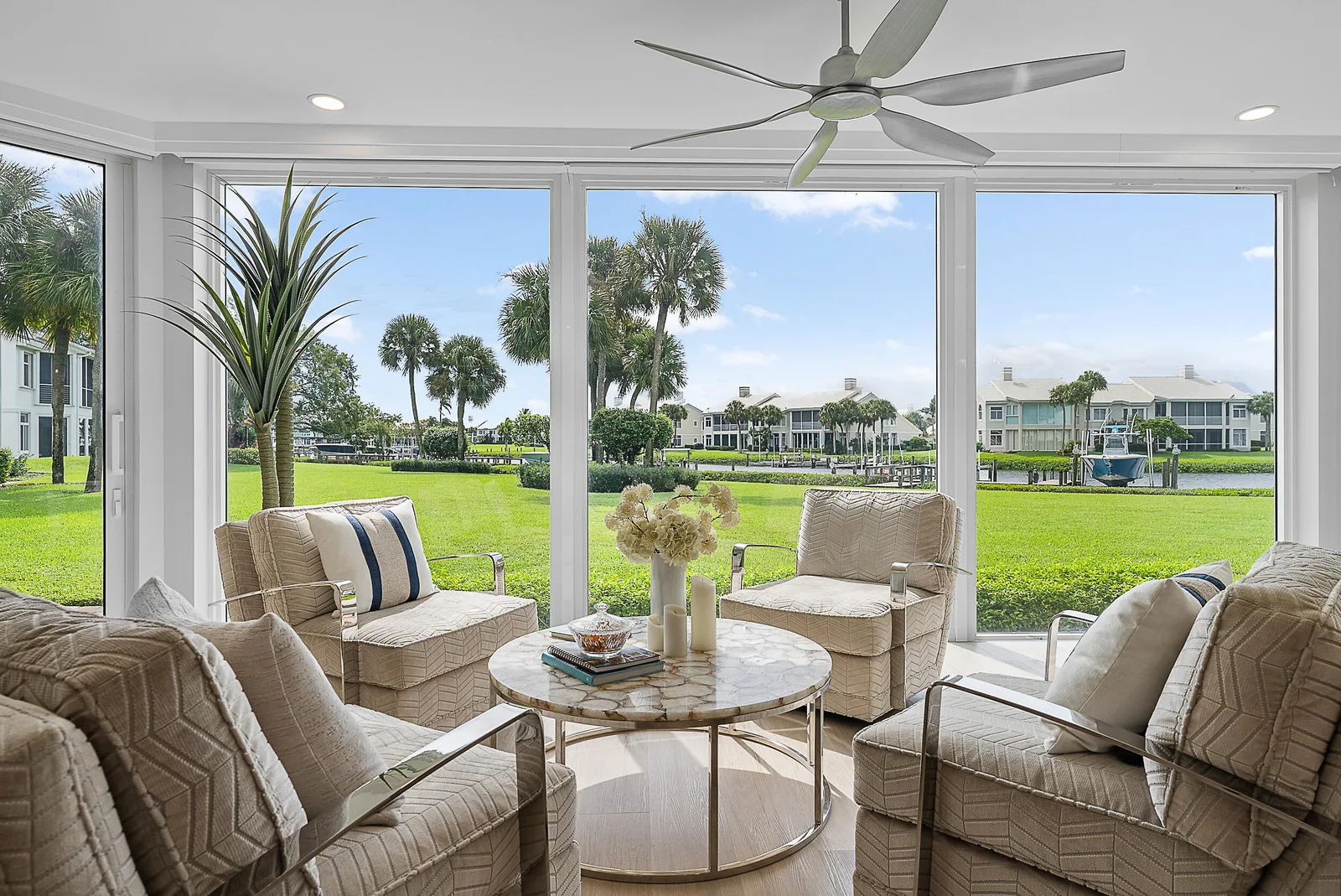 Admirals Cove