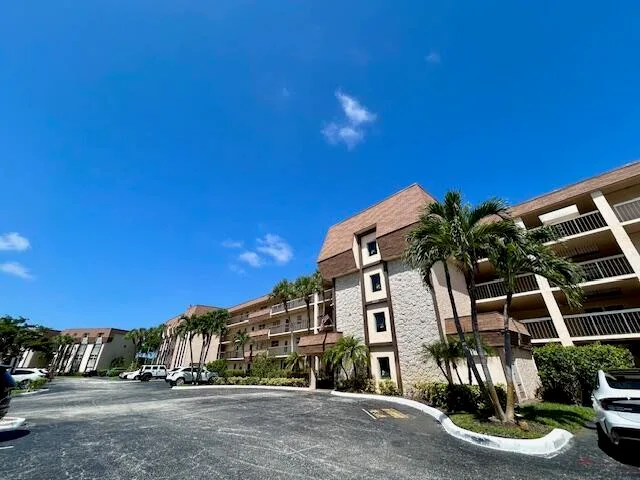 Boca Teeca Condo