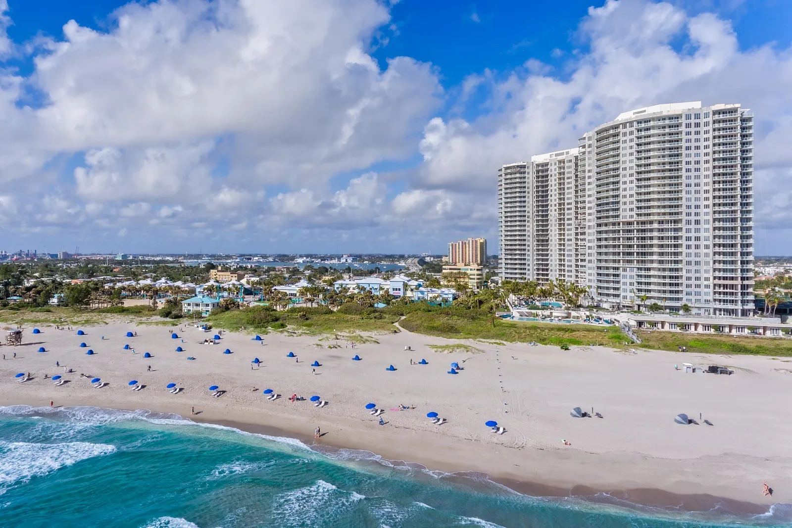 2700 North Ocean Condo