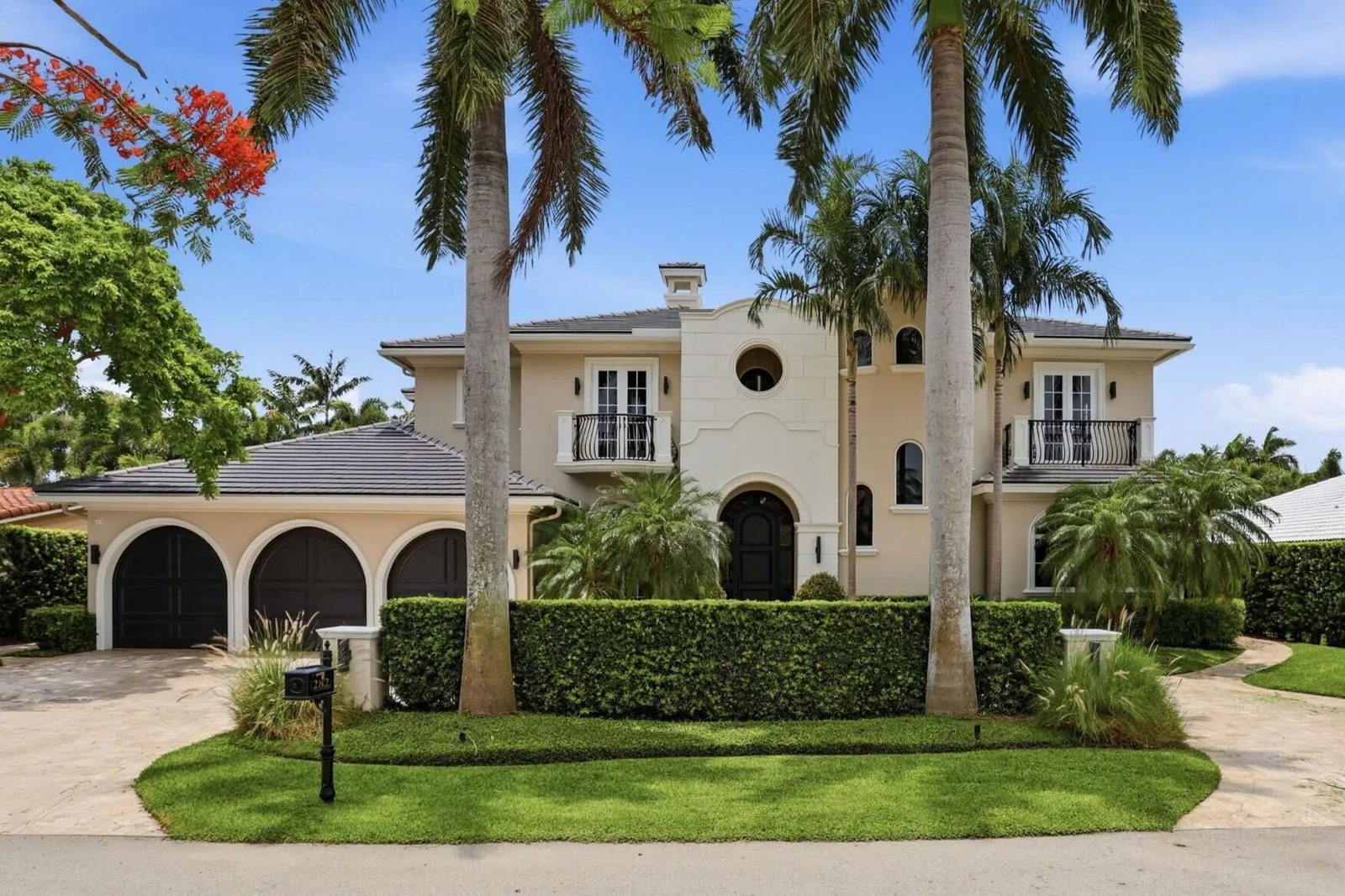 Royal Palm Yacht & Country Club