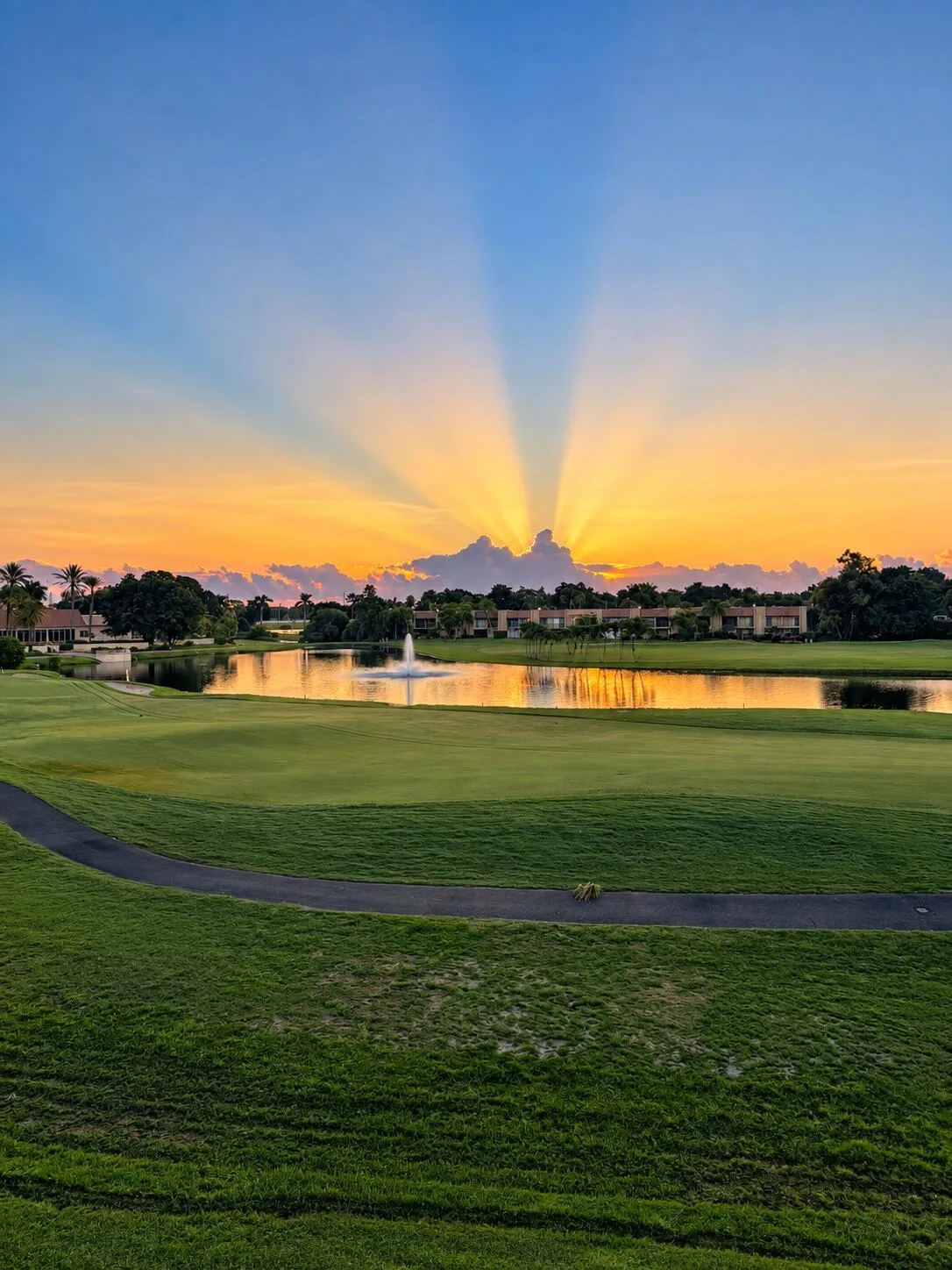 Fountains Of Palm Beach Condo