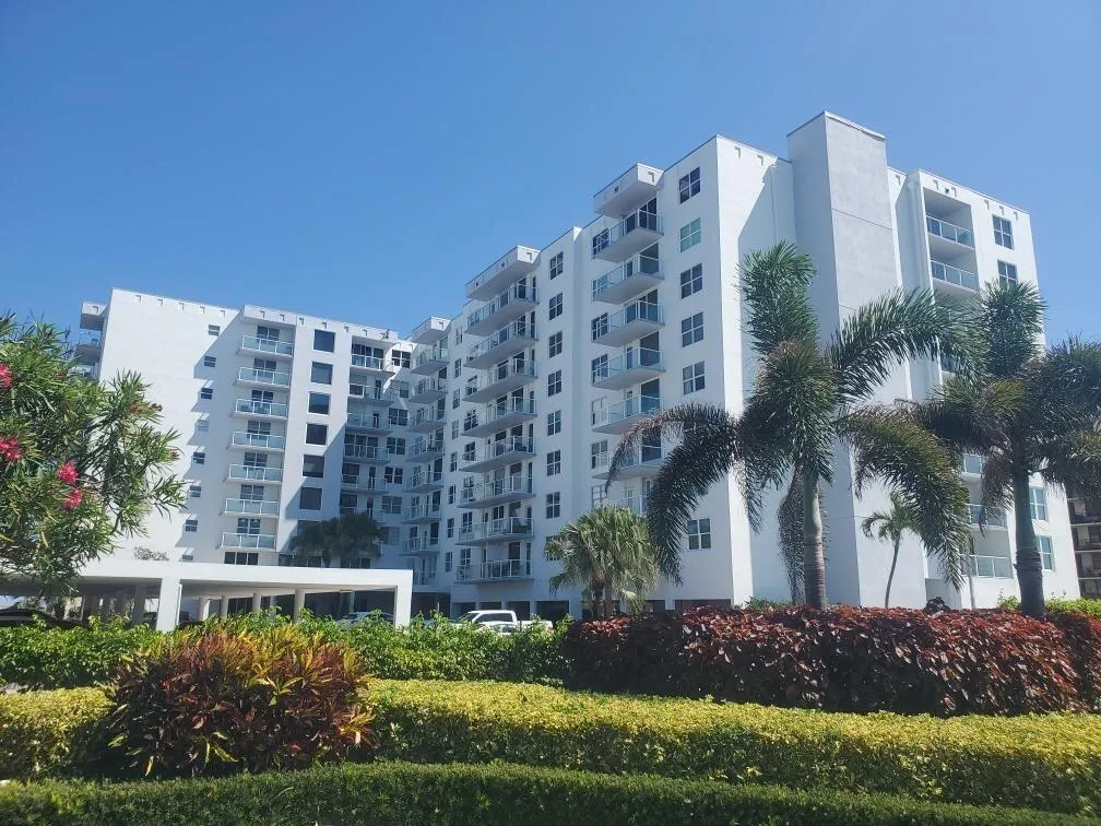 Patrician Of Palm Beach Condo