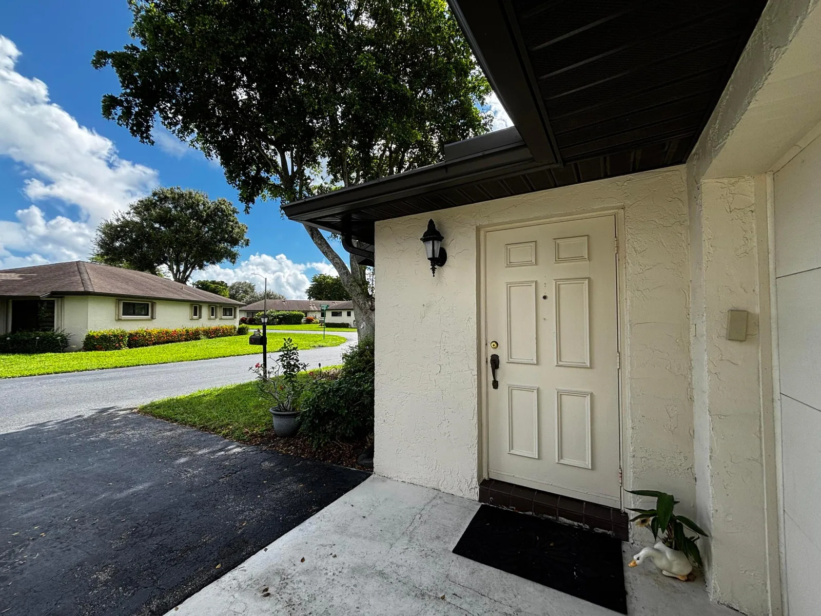 Greentree Villas Condo