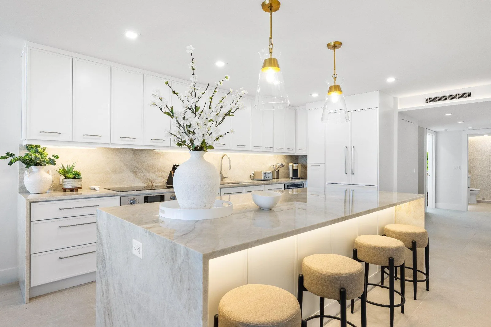 Cove Condo