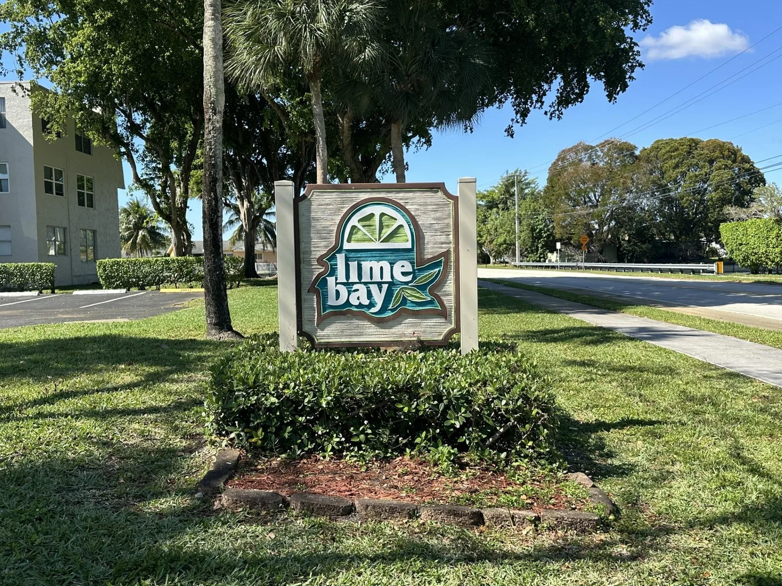 Lime Bay