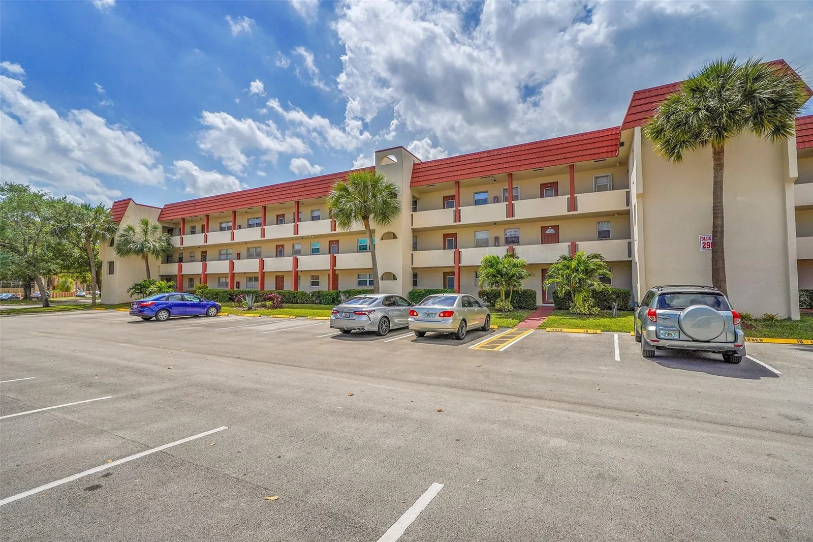 Sunrise Lakes Phase I